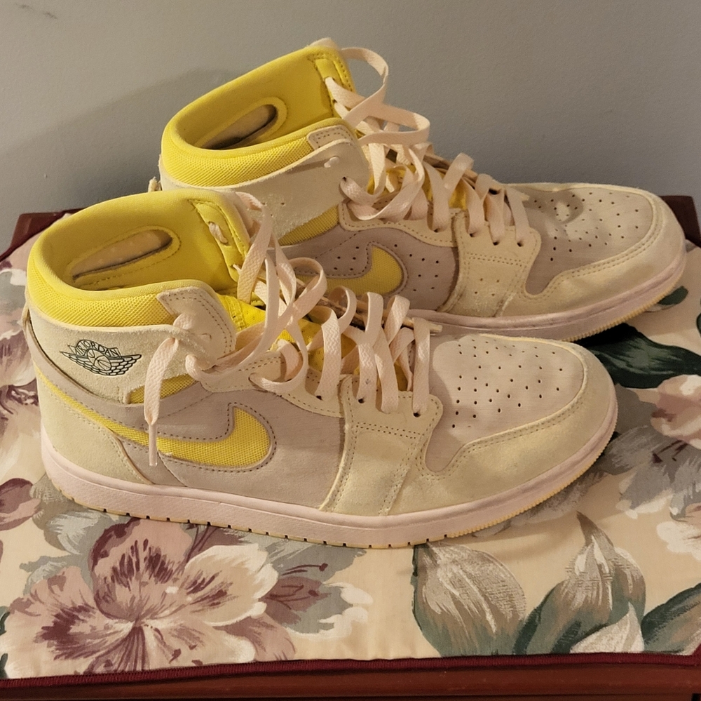 Nike Jordan 1 High Zoom Air Sneakers